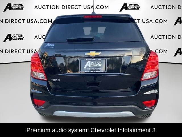Used 2022 Chevrolet Trax LS w/ Tint and Cruise Package image 5