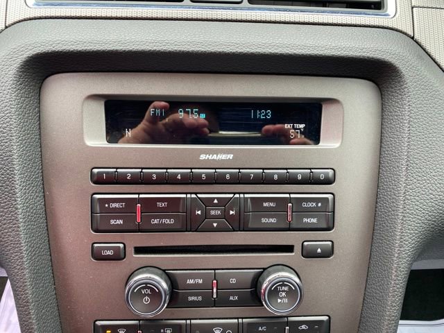 Used 2012 Ford Mustang GT Premium w/ HID Headlamps & Security Pkg image 29