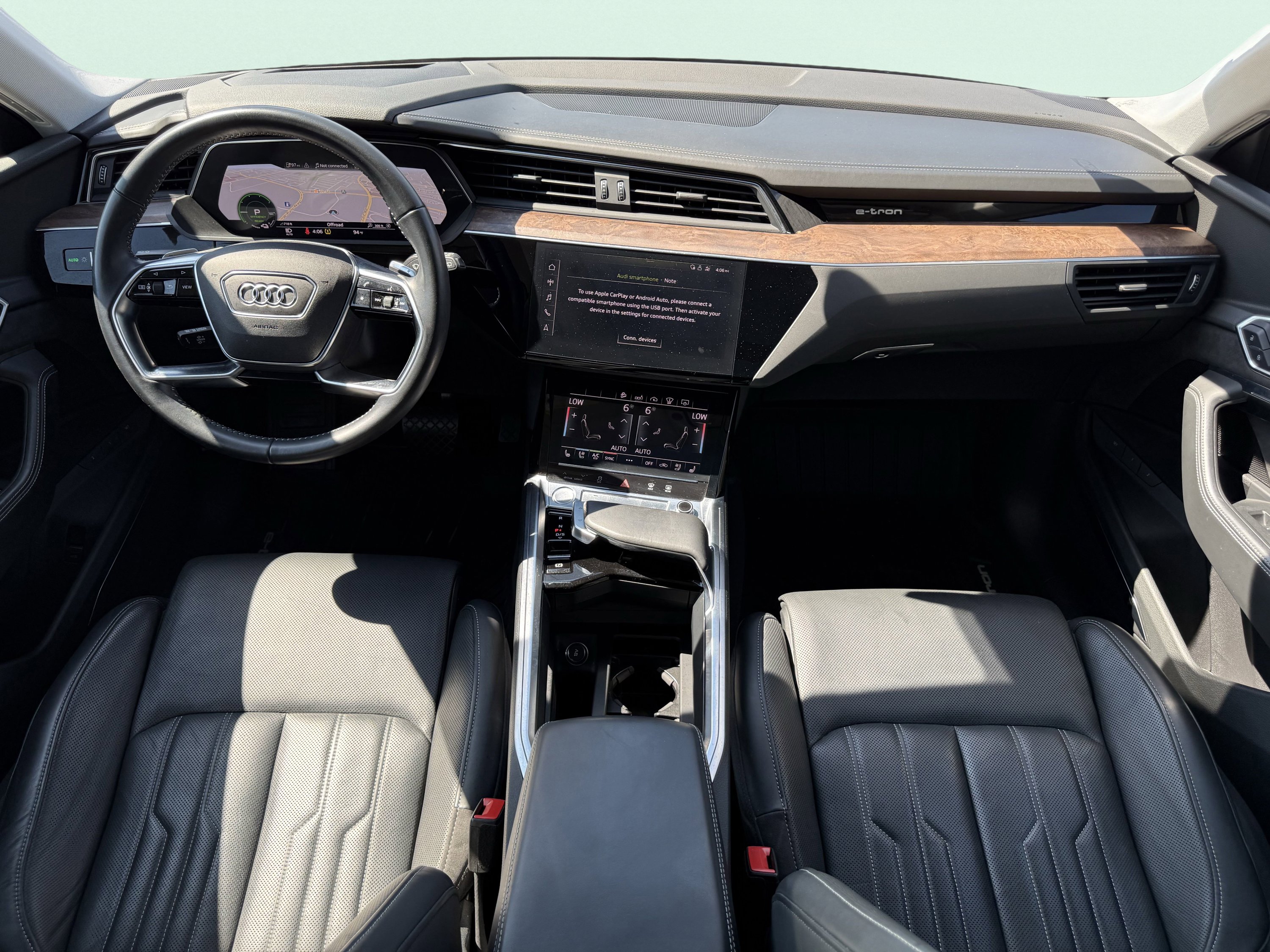 Used 2019 Audi e-tron Prestige w/ Prestige Package image 61