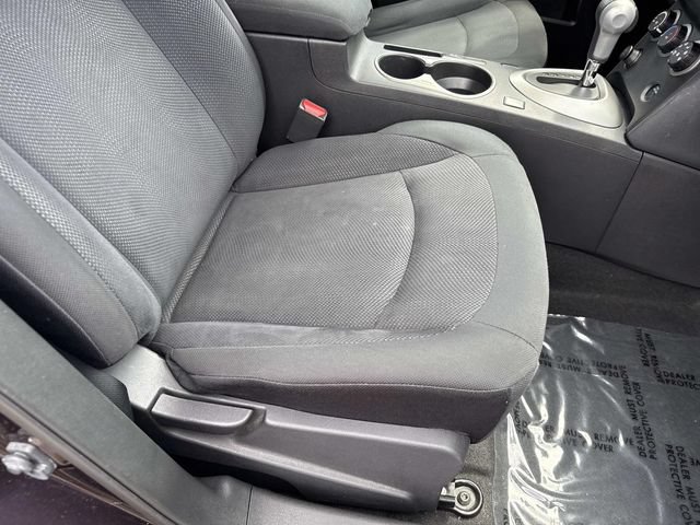 Used 2015 Nissan Rogue S w/ Convenience Package AWD/4WD image 10