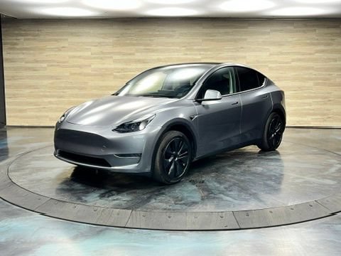 Used 2025 Tesla Model Y Long Range AWD/4WD image 11
