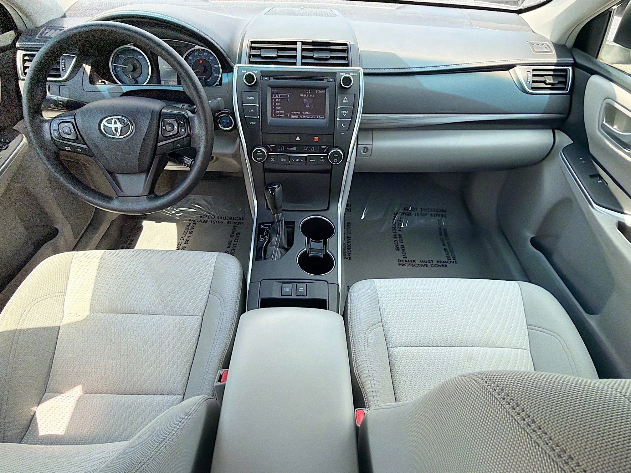 Used 2015 Toyota Camry LE image 15