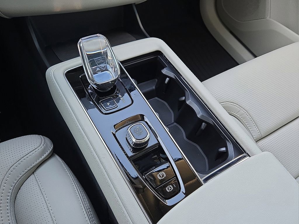 New 2026 Volvo XC90 B6 Ultra w/ Protection Package Premier AWD/4WD image 29