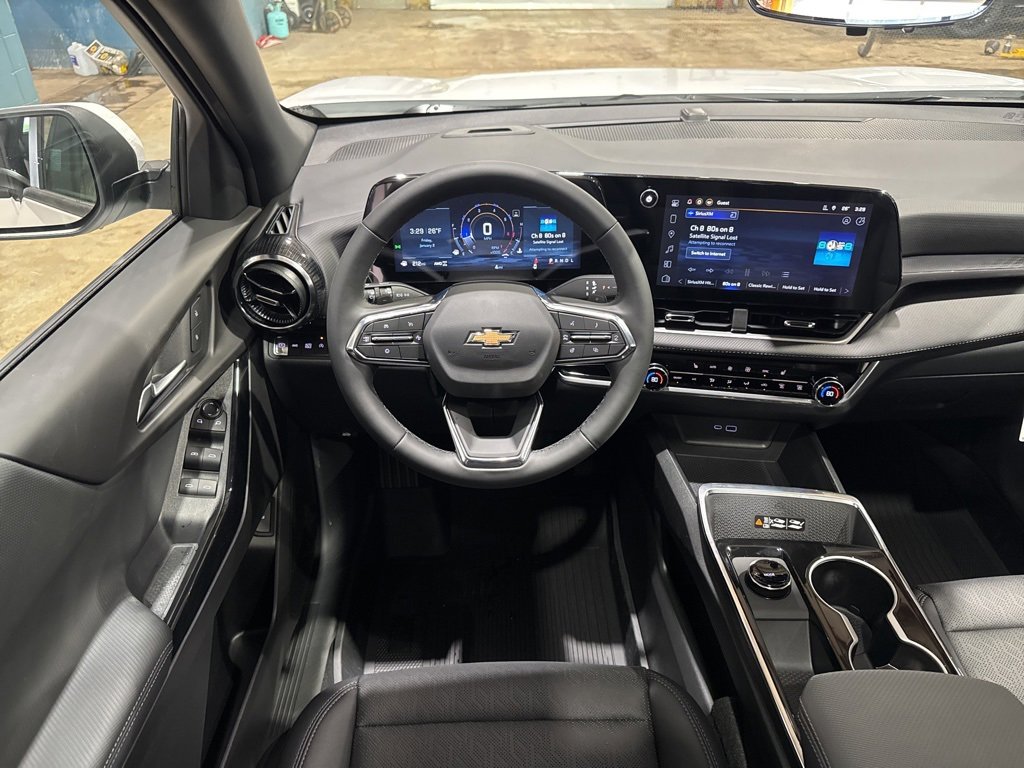 New 2026 Chevrolet Equinox LT w/ Convenience Package II image 29