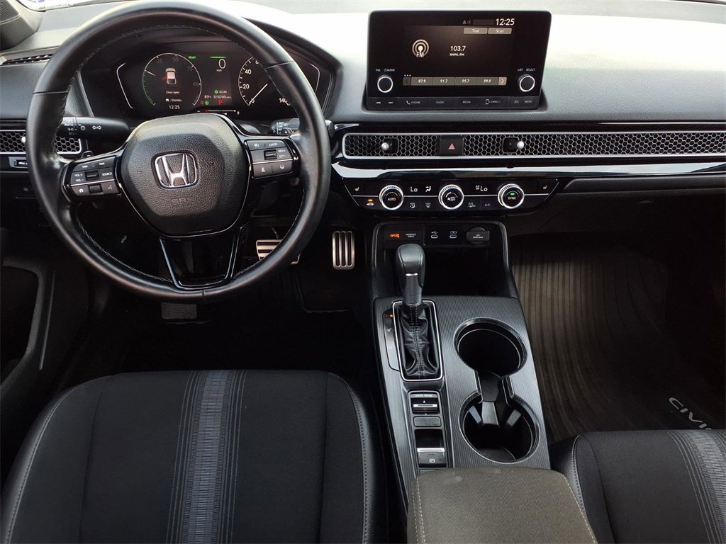 Used 2025 Honda Civic Sport image 12