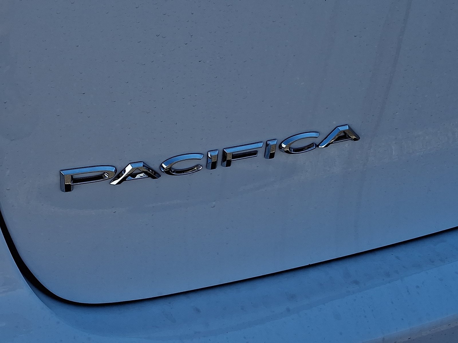 New 2027 Chrysler Pacifica Select AWD/4WD image 5
