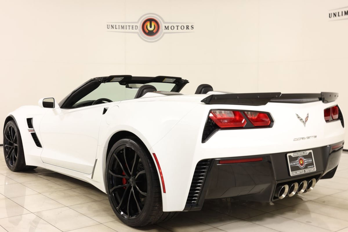 Used 2019 Chevrolet Corvette Grand Sport RWD image 4