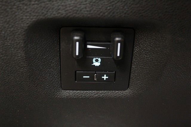Used 2014 GMC Sierra 3500 SLE w/ SLE Preferred Package AWD/4WD image 21