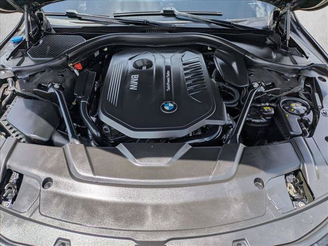 Used 2016 BMW 740i RWD image 25