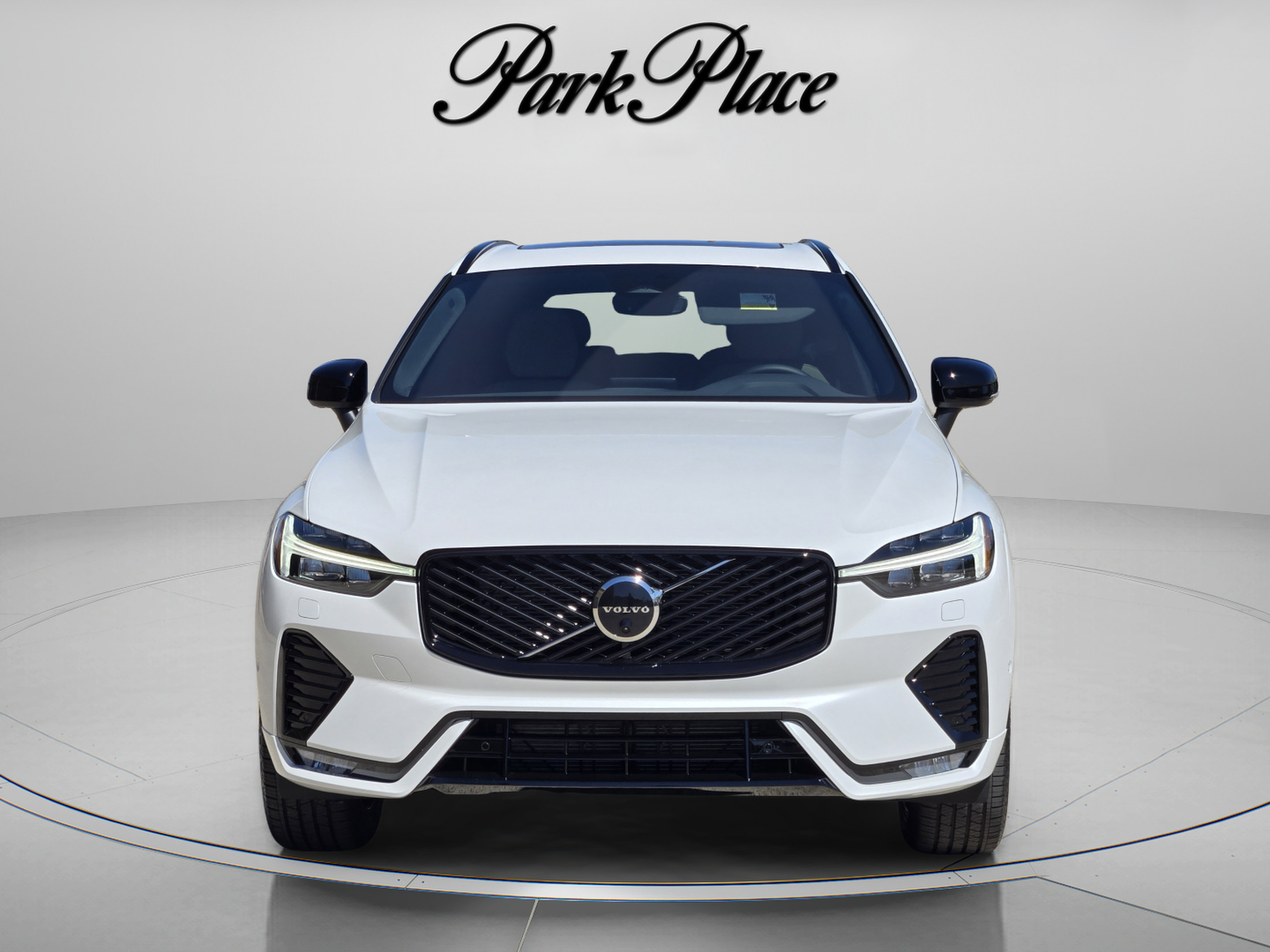 Used 2026 Volvo XC60 B5 Plus w/ Protection Package Premier AWD/4WD image 9