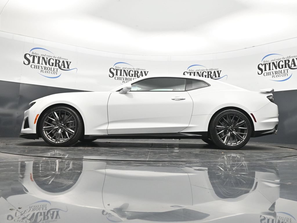 Used 2023 Chevrolet Camaro ZL1 RWD image 29