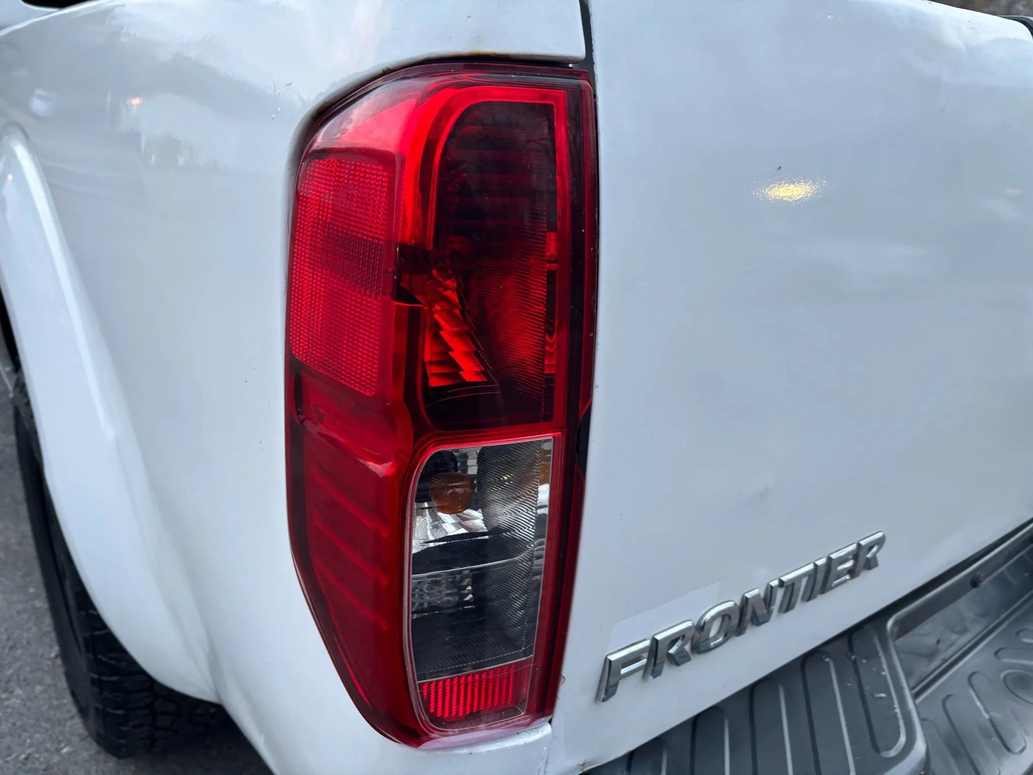 Used 2012 Nissan Frontier S w/ S Preferred Pkg image 12