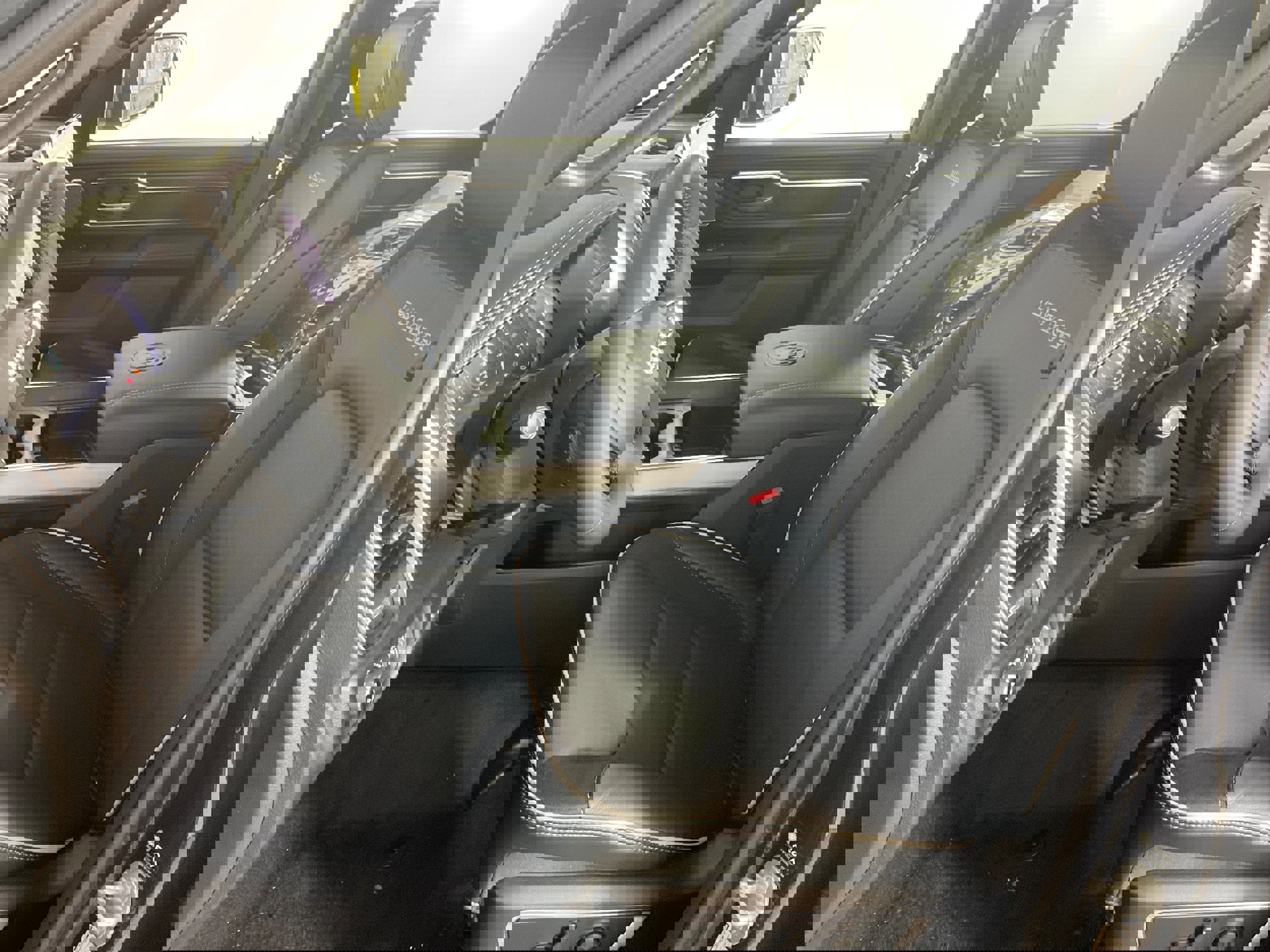 New 2025 RAM 1500 Laramie w/ Night Edition image 9