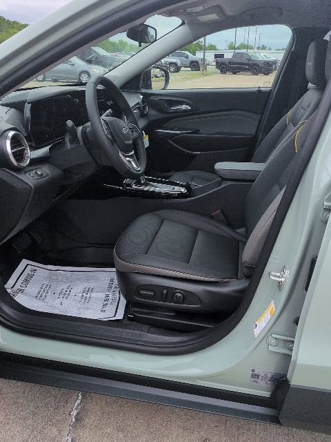 New 2026 Chevrolet Trax ACTIV w/ Driver Confidence Package image 7