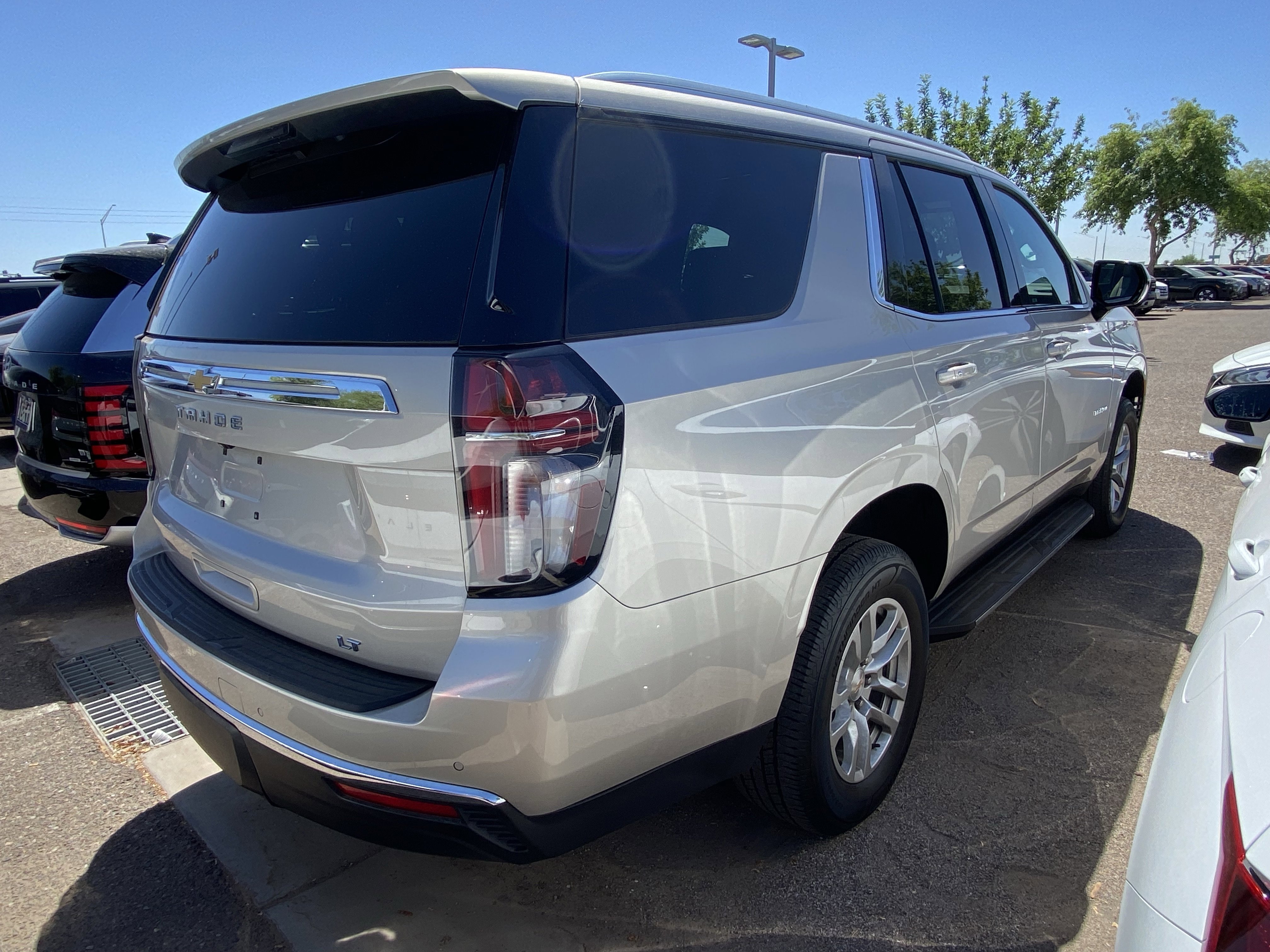 Used 2024 Chevrolet Tahoe LT image 2