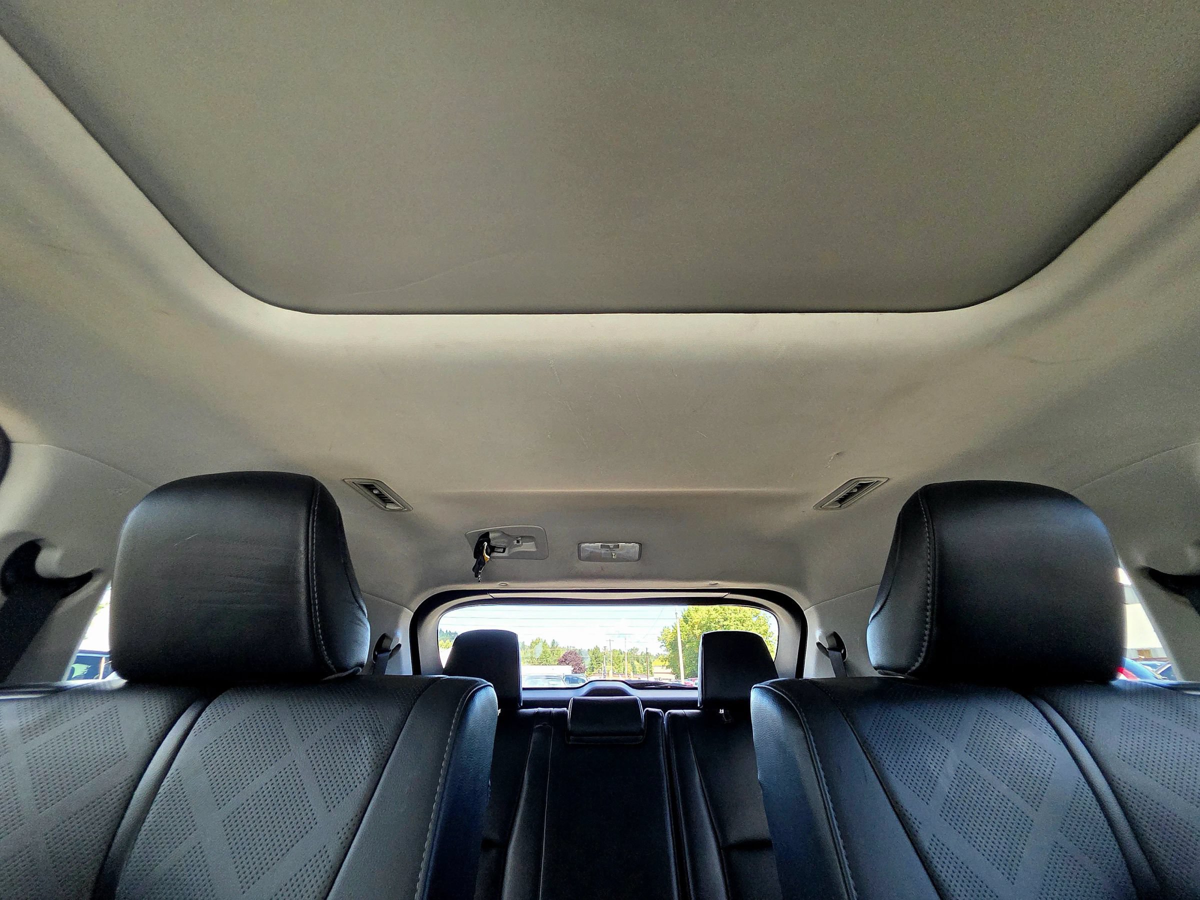Used 2021 Toyota Highlander Platinum AWD/4WD image 45