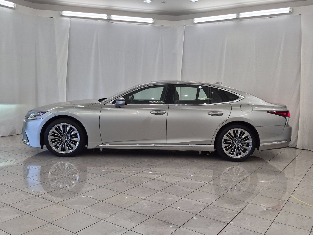 Used 2019 Lexus LS 500 AWD w/ Interior Upgrade Package image 5