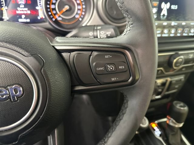 Used 2023 Jeep Wrangler Sport S image 15