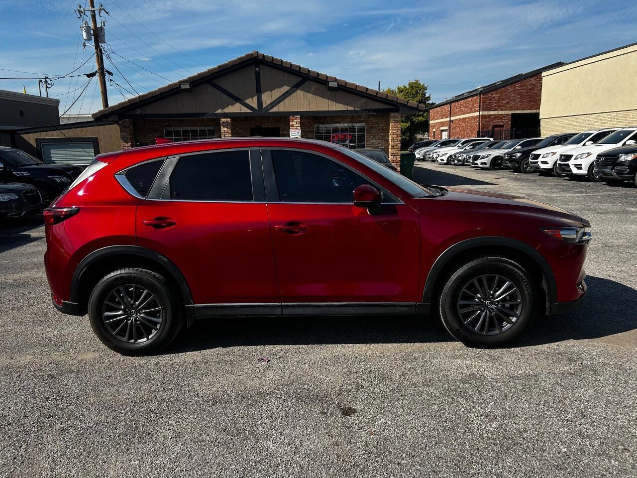 Used 2021 MAZDA CX-5 Touring w/ Touring Preferred SV Package image 4