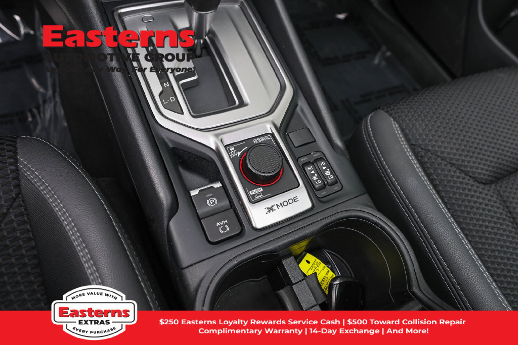 Used 2022 Subaru Forester Premium AWD/4WD image 23