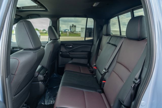 New 2026 Honda Ridgeline Black Edition image 16