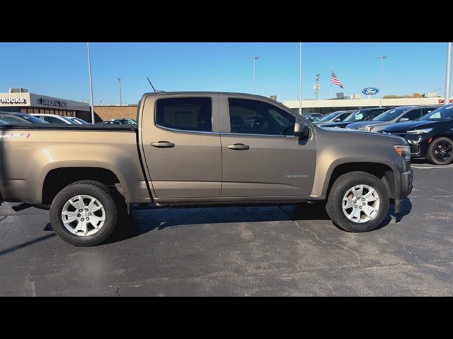 Used 2016 Chevrolet Colorado LT w/ LT Convenience Package AWD/4WD image 9