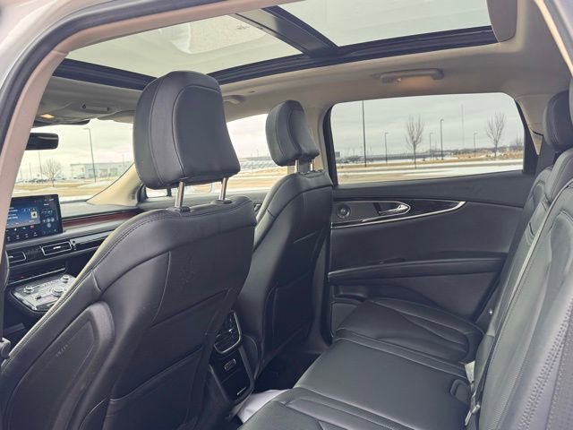 Used 2022 Lincoln Nautilus Reserve w/ Equipment Group 201A image 30