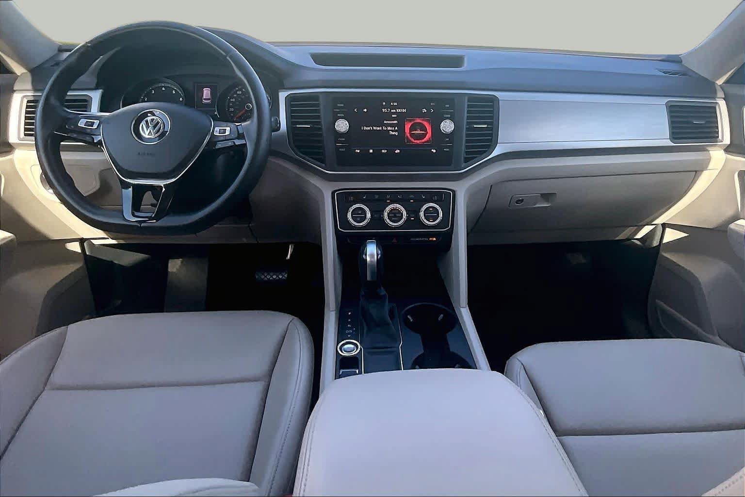Used 2020 Volkswagen Atlas SE FWD image 14