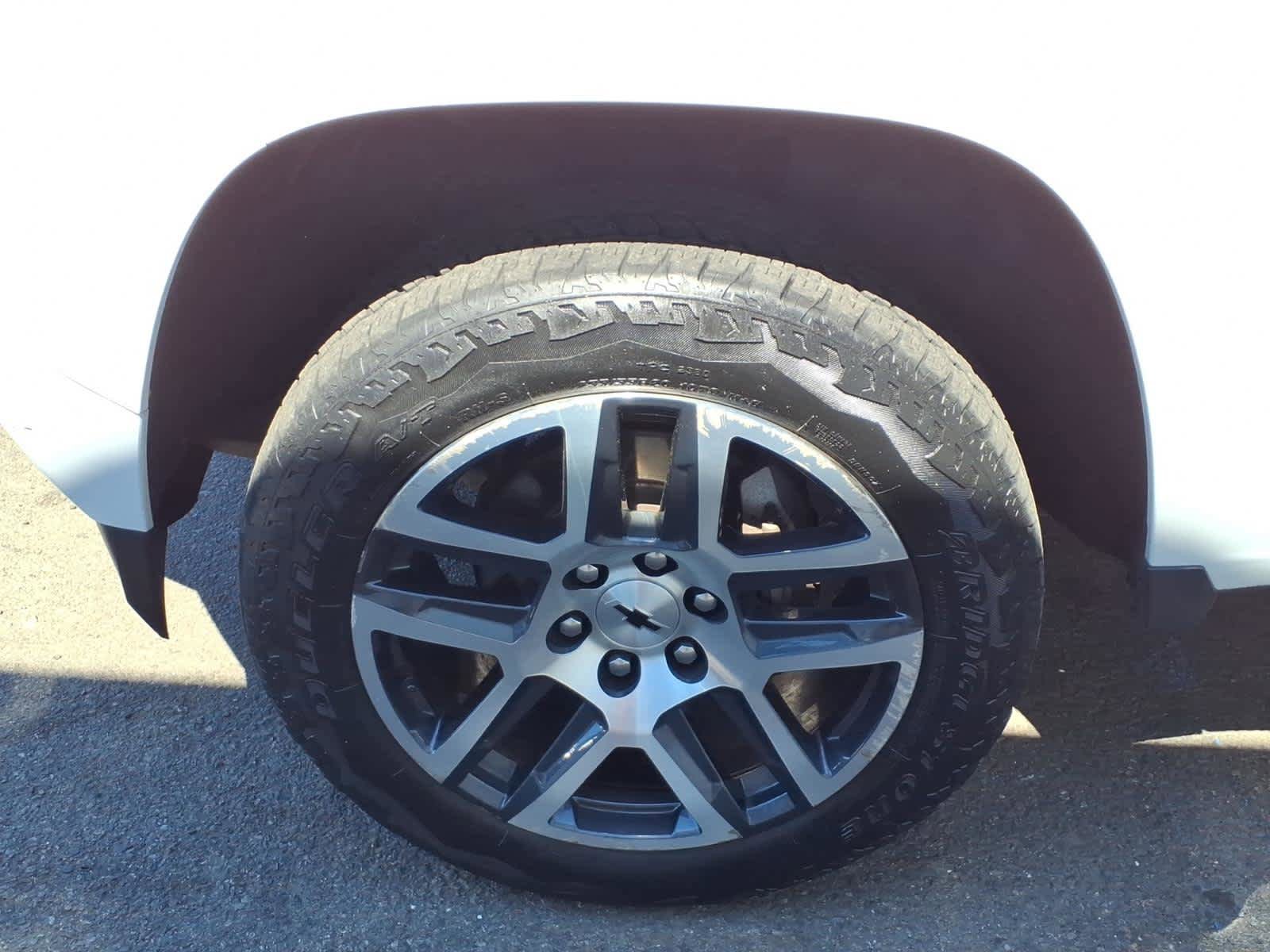 Used 2023 Chevrolet Colorado Z71 w/ Z71 Convenience Package 2 AWD/4WD image 8