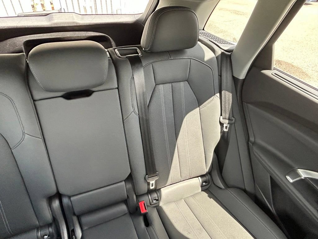 Used 2025 Audi Q5 Premium Plus AWD/4WD image 14