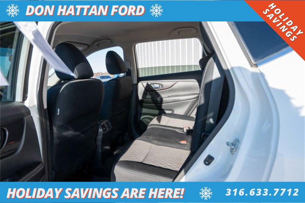 Used 2018 Nissan Rogue SV image 21