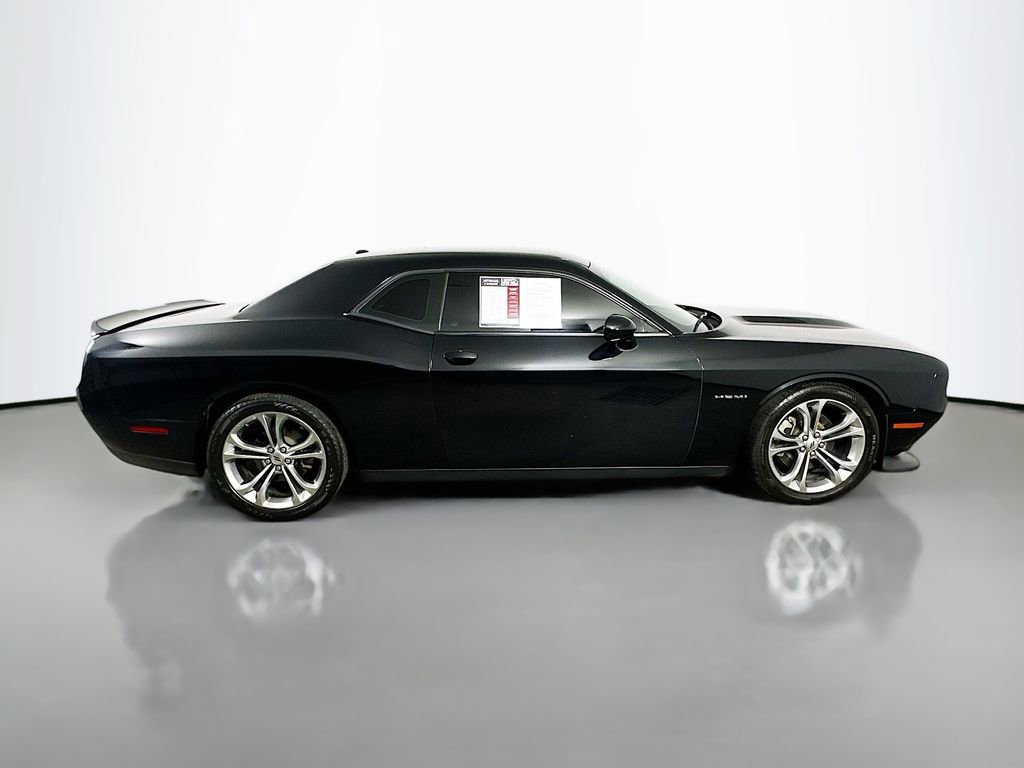 Used 2022 Dodge Challenger R/T RWD image 7