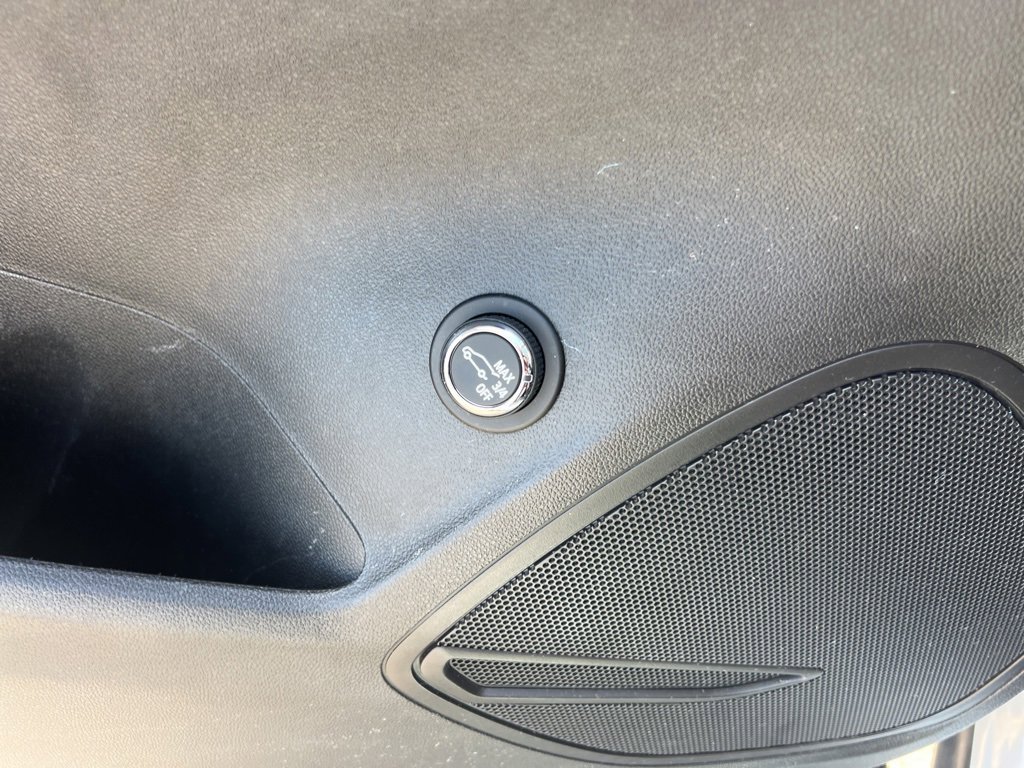 Used 2022 Buick Envision Preferred image 36