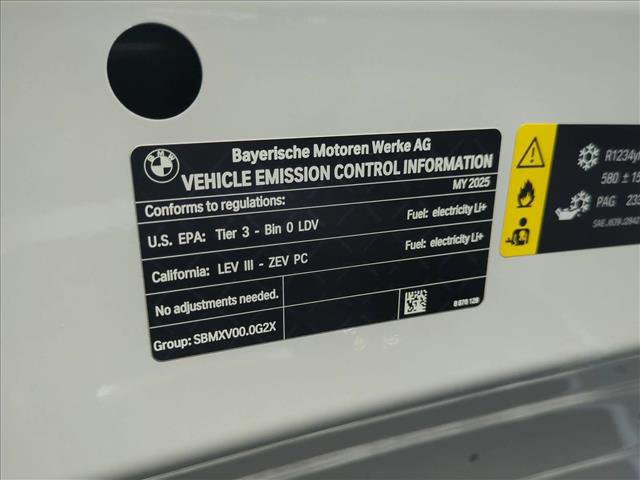 Used 2025 BMW i4 xDrive40i w/ Premium Package image 26