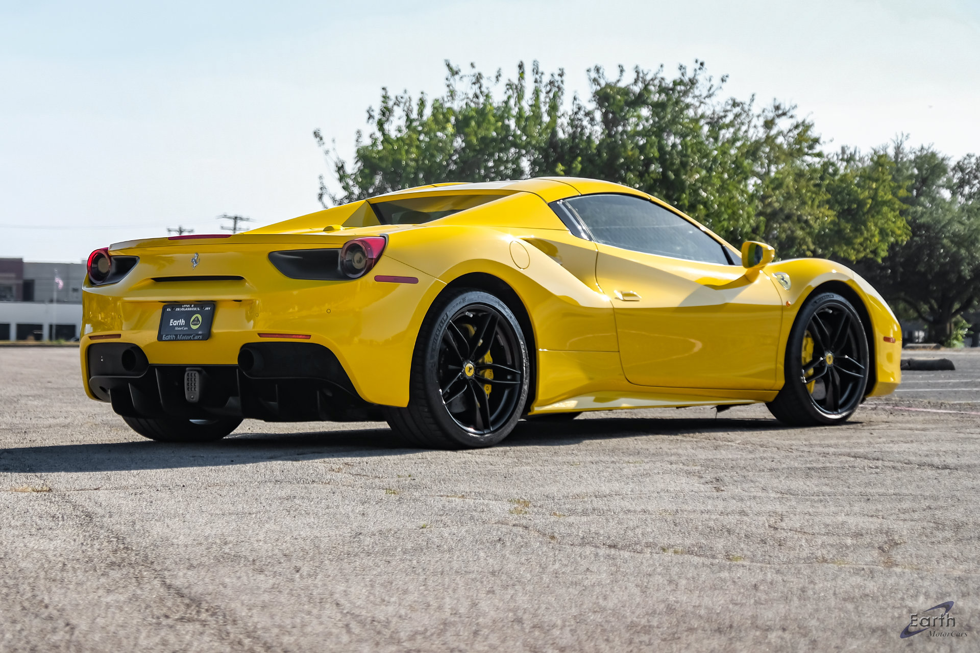 Used 2018 Ferrari 488 Spider RWD image 26
