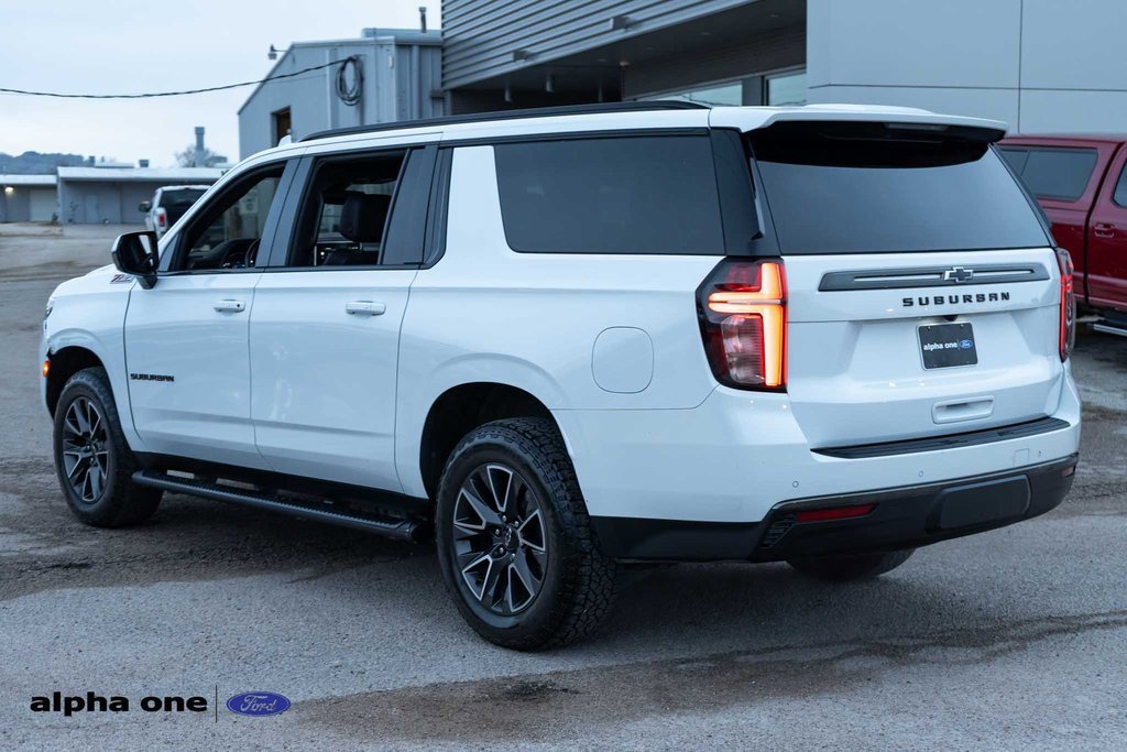 Used 2022 Chevrolet Suburban Z71 image 8