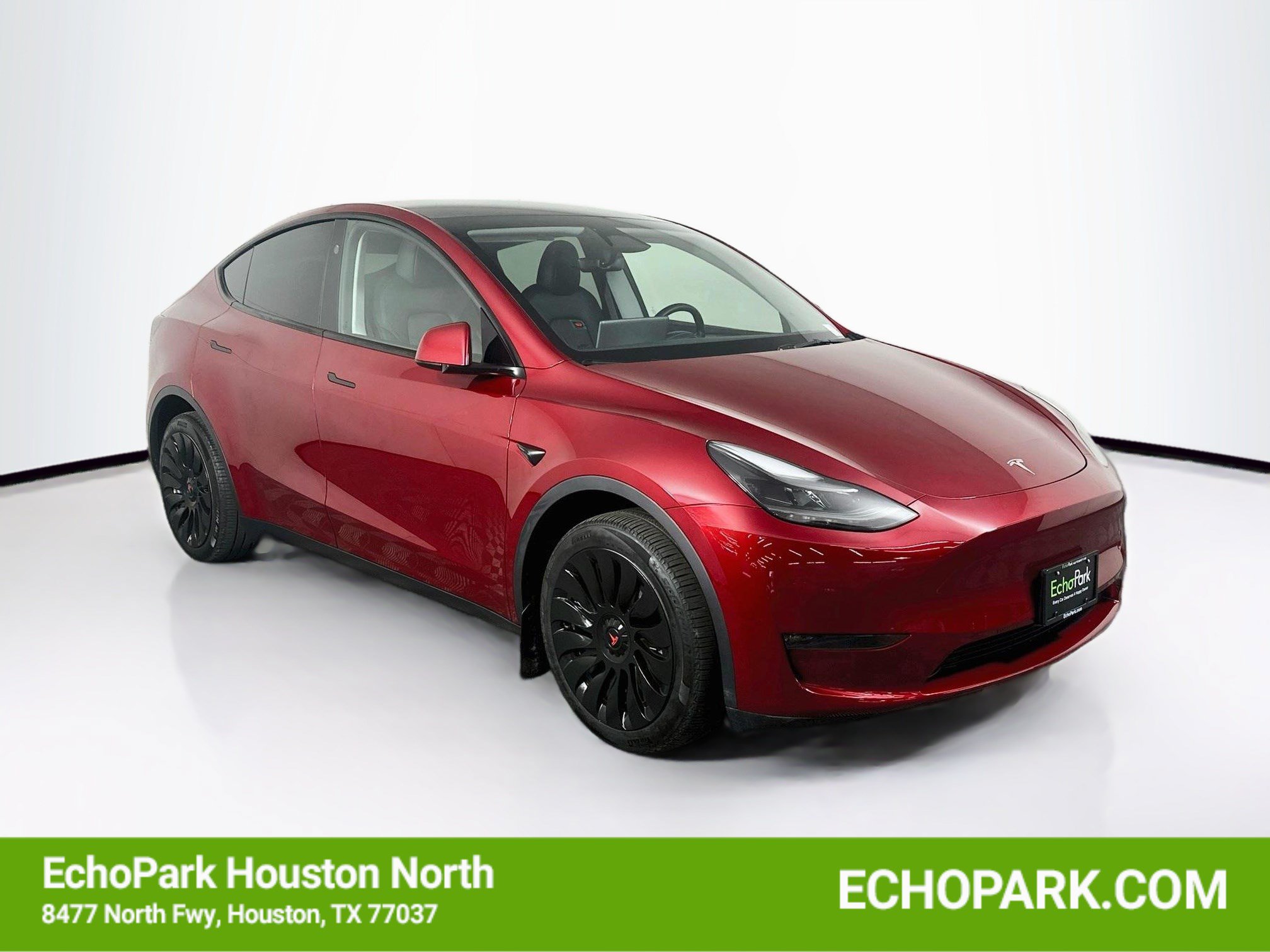 Used 2024 Tesla Model Y Long Range AWD/4WD image 1