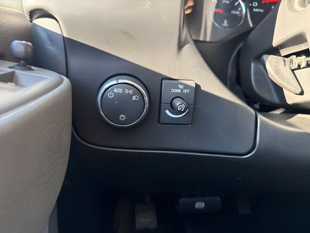 Used 2022 GMC Savana 2500 w/ Driver Convenience Package RWD image 18