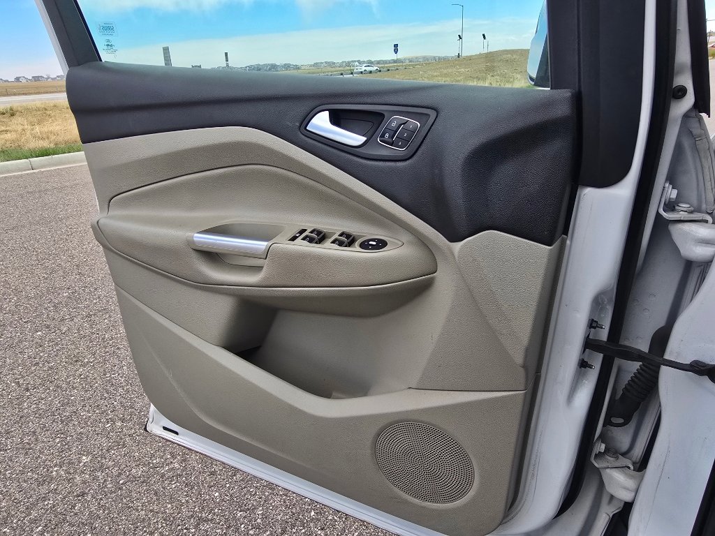 Used 2015 Ford Escape Titanium image 17
