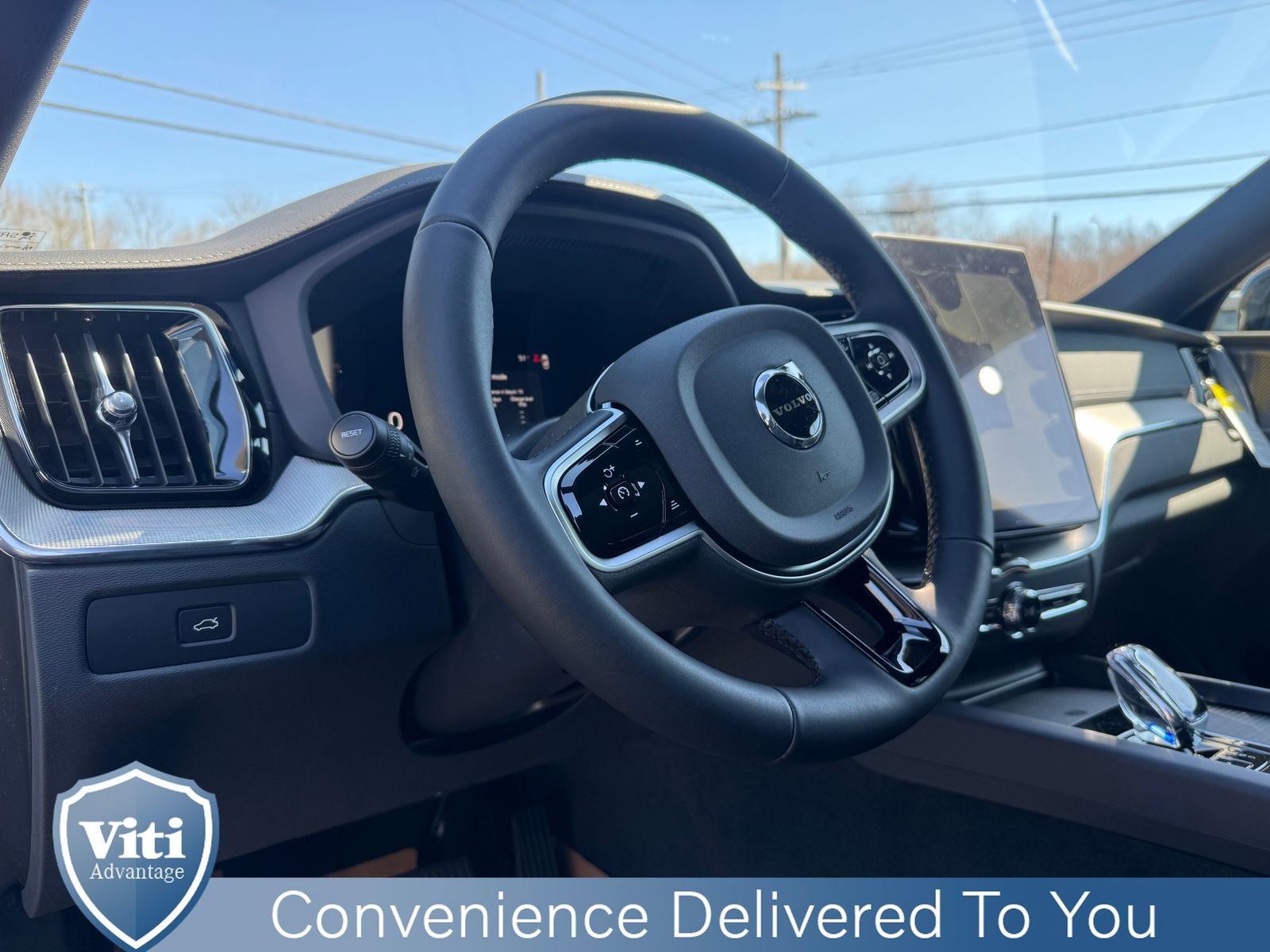 New 2026 Volvo XC60 B5 Ultra w/ Protection Package Premier image 12