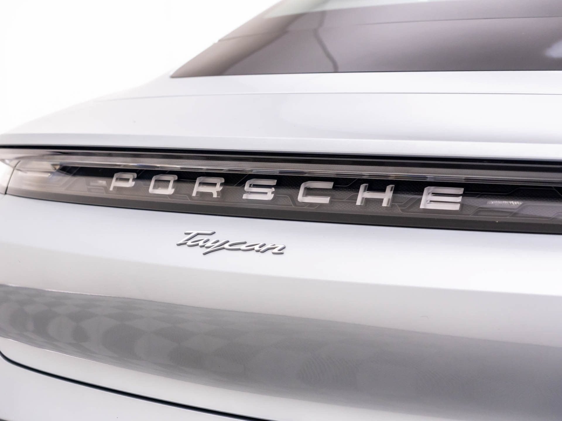 Certified 2024 Porsche Taycan RWD image 37