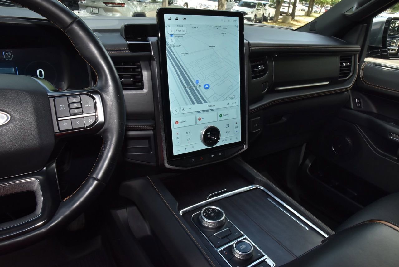 Certified 2023 Ford Expedition Platinum image 27