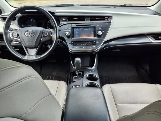 Used 2016 Toyota Avalon Touring w/ Protection Package FWD image 10
