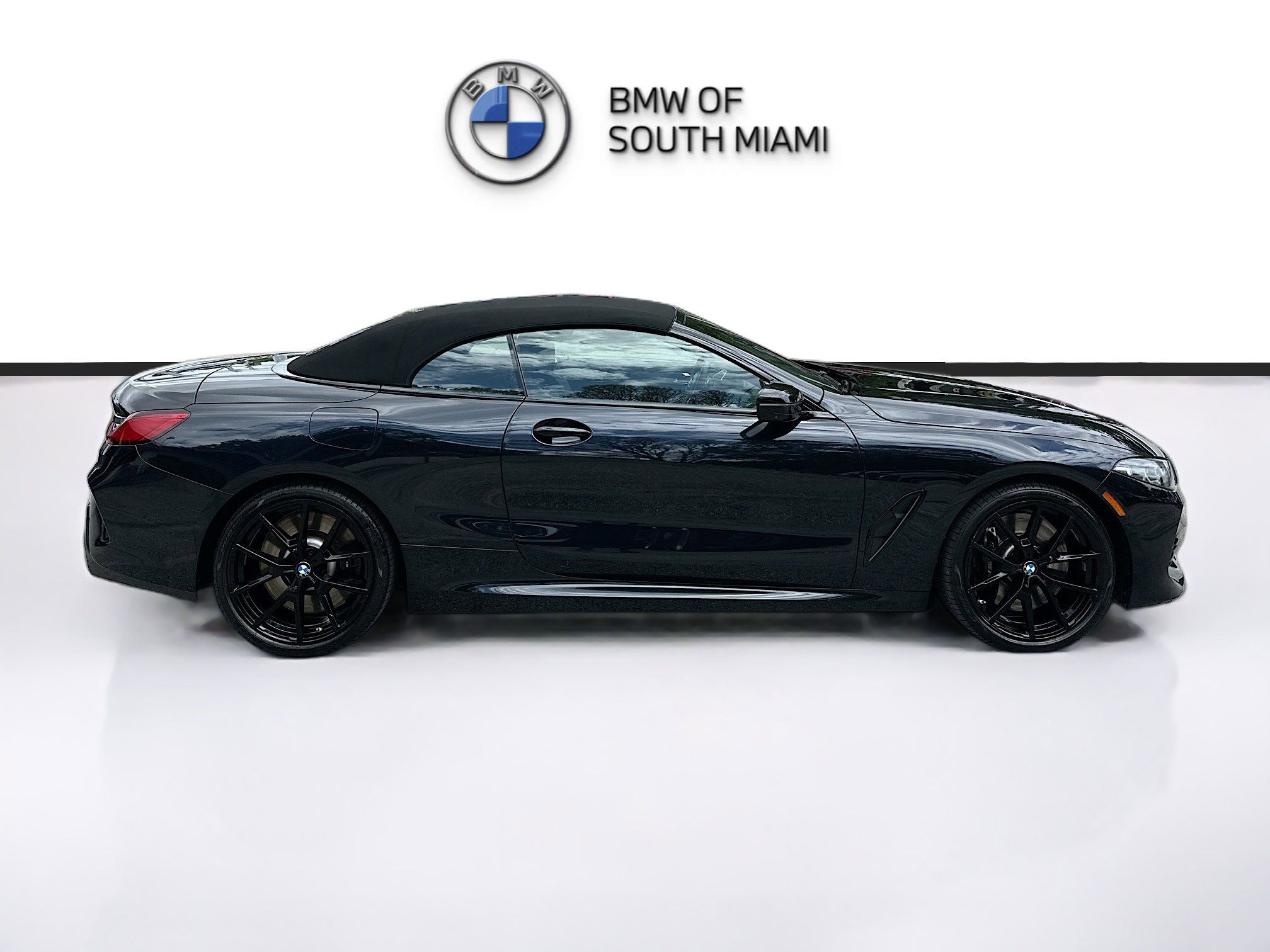 Used 2024 BMW M850i xDrive Convertible AWD/4WD image 8