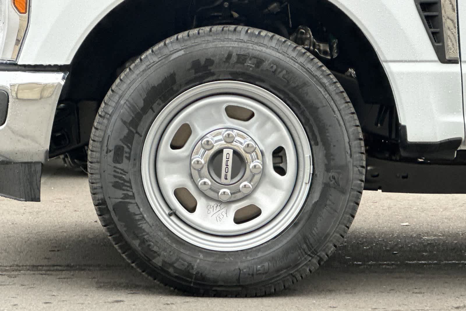 New 2026 Ford F350 XL w/ XL Chrome Package image 23