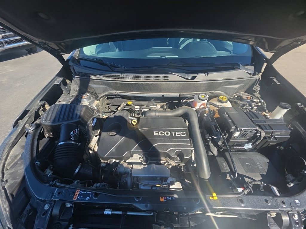 Used 2021 Chevrolet Equinox Premier AWD/4WD image 12