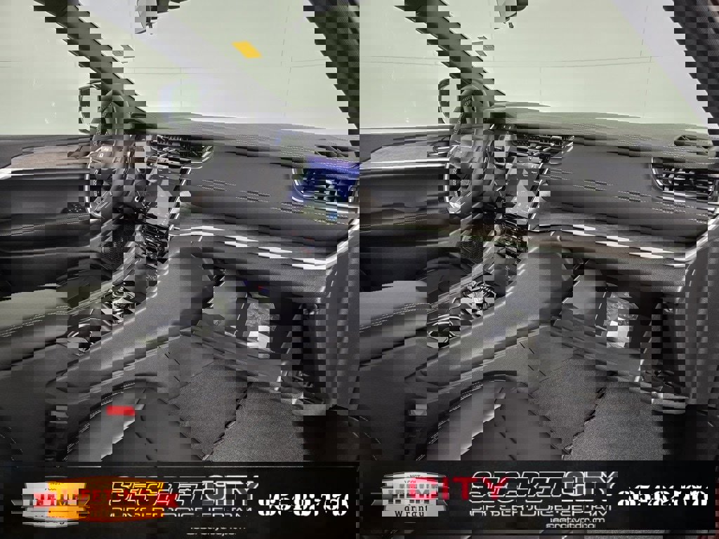 New 2025 Jeep Grand Cherokee Limited image 32