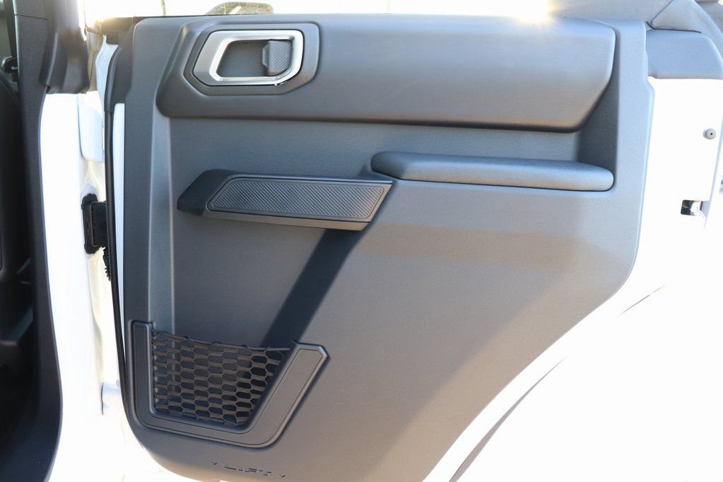 New 2025 Ford Bronco Badlands w/ Sasquatch Package image 16