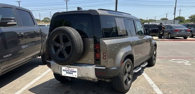Used 2020 Land Rover Defender 110 First Edition AWD/4WD image 4