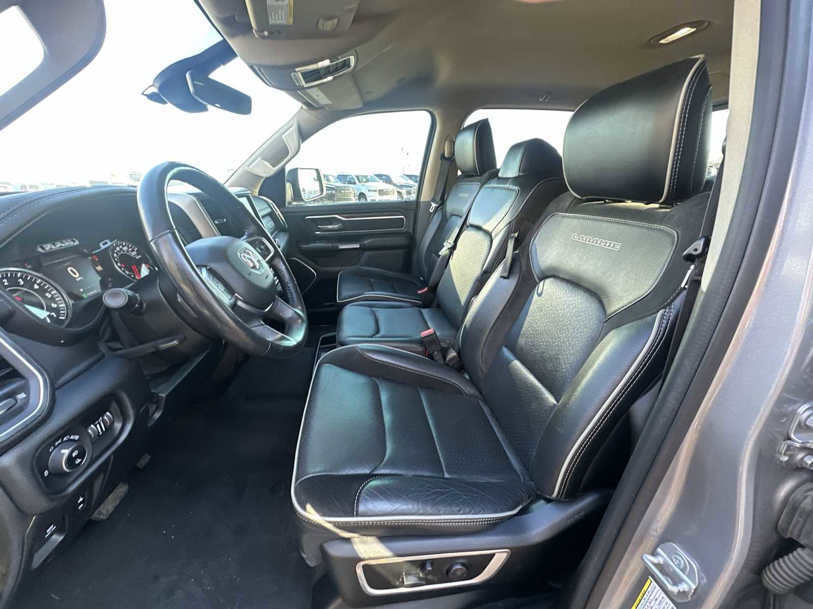 Used 2020 RAM 1500 Laramie image 13